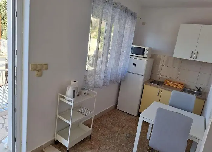Borak Appartamento Omiš